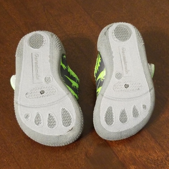 NWOT Garanimals water shoes - Picture 6 of 8